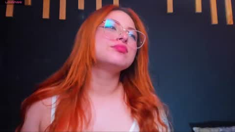 hot izys online show from May 22, 6:53 am