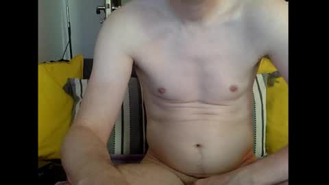 izzy53220 online show from September 19, 9:35 am