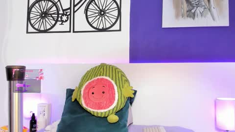 izzybellx online show from November 6, 2:47 am