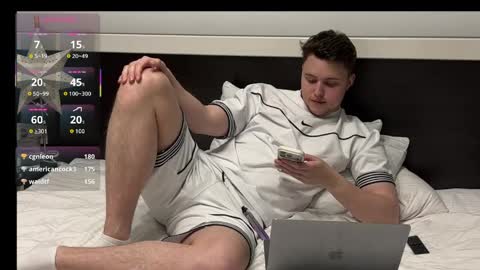 j_lyle_x online show from May 12, 7:23 pm