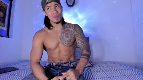 i am juan musiry independent model  online show from December 5, 10:36 am