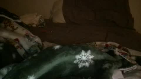 Snapshot of j_reyes24 chatting on January 23, 6:45 pm j_reyes24 online show from January 23, 6:45 pm