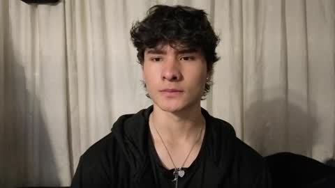 Noah online show from June 6, 1:06 pm