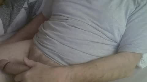 Snapshot of jacket56 chatting on March 9, 12:31 am jacket56 online show from March 9, 12:31 am