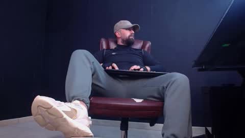 Snapshot of jackethann chatting on October 18, 5:44 am JackEthan online show from October 18, 5:44 am