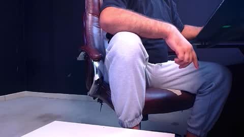 Snapshot of jackethann chatting on September 18, 6:17 am JackEthan online show from September 18, 6:17 am