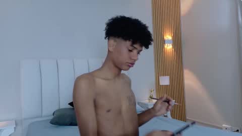 Jackk Russell  online show from February 11, 3:32 am