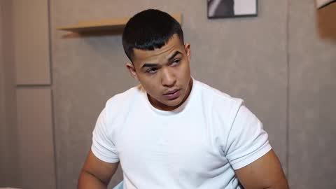 Jackson Bell online show from December 5, 3:43 pm