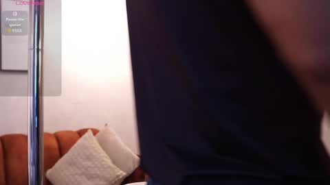 Jackson Bell online show from November 18, 12:19 pm