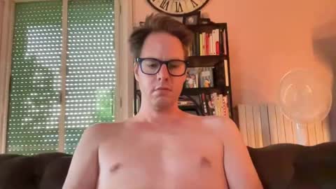 jackyxe online show from July 17, 5:53 am