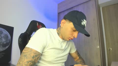 jacobb116 online show from September 13, 12:13 am