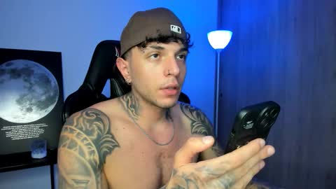 jacobb116 online show from February 24, 1:19 am