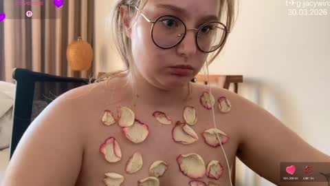 jacywinslat online show from March 30, 10:15 am