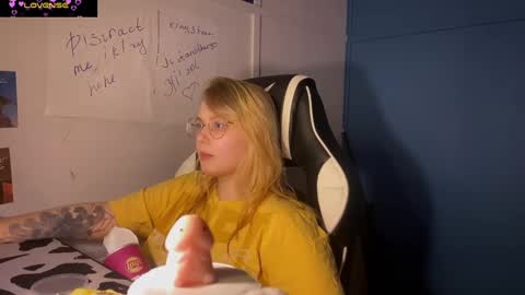 jacywinslat online show from March 4, 8:27 pm