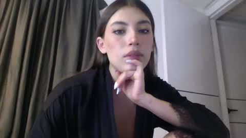 Jade online show from July 6, 4:20 am