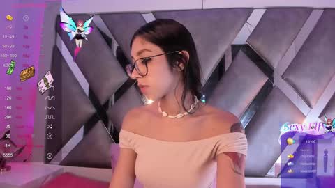 jadeestudios online show from February 21, 10:04 pm