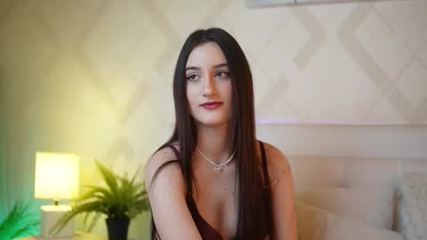  Jade  online show from January 11, 9:32 pm