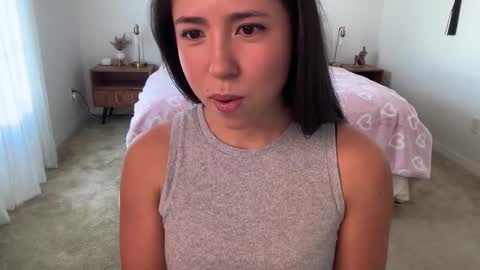 Jade Love online show from February 4, 8:57 pm