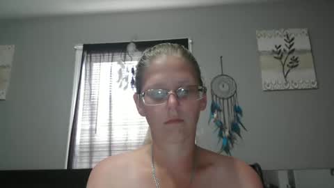 JadeLuv online show from May 10, 5:08 pm