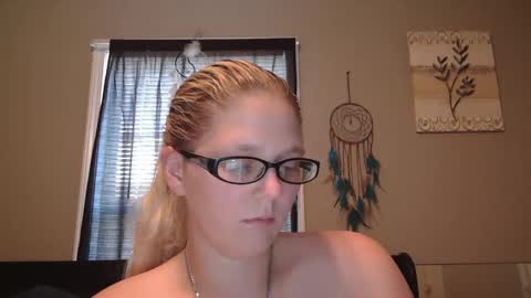 JadeLuv online show from December 22, 5:42 pm