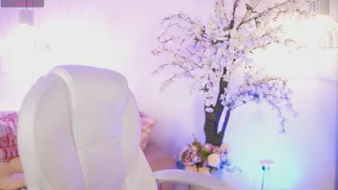 Jade Summer online show from November 18, 11:46 am