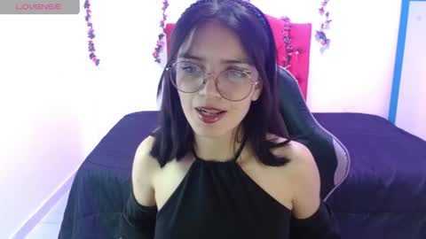 jaide412638 online show from May 4, 8:59 pm