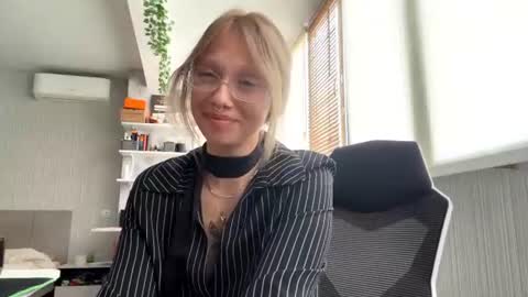 Grace online show from July 3, 9:47 am