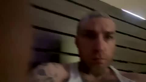 Snapshot of jakenorman083 chatting on September 14, 7:59 pm jakenorman083 online show from September 14, 7:59 pm