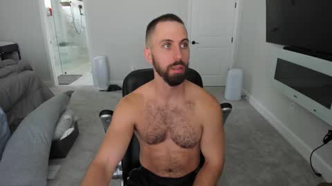 Snapshot of jakeorion chatting on September 29, 2:49 pm Jake Orion online show from September 29, 2:49 pm