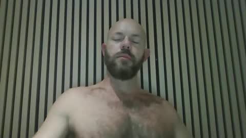 Snapshot of jakerhodesxxx chatting on October 9, 10:21 am Jake Rhodes online show from October 9, 10:21 am