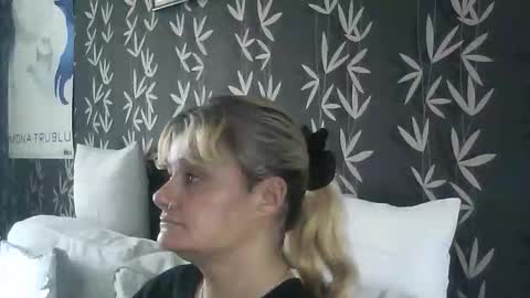 JAKKI LOUISE pornstar online show from November 6, 1:25 pm