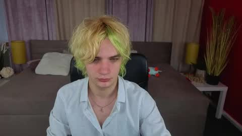 JameMiller online show from March 30, 6:24 am