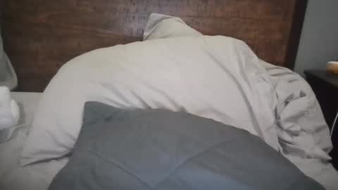 james484444 online show from October 9, 10:15 pm