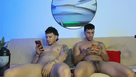 james_and_max online show from June 11, 2:53 am