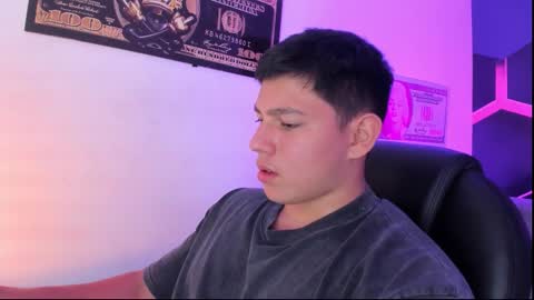 james_cr online show from September 28, 3:37 am