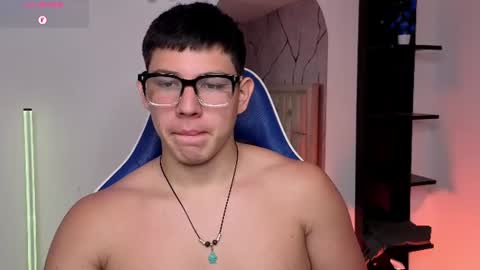 james_cr online show from July 22, 12:51 pm
