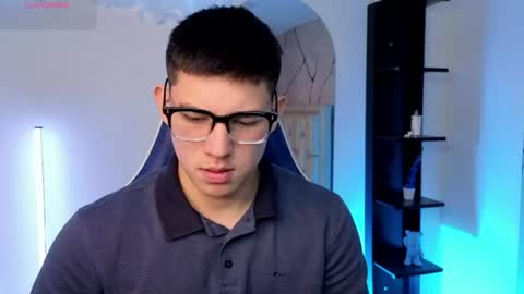 james_cr online show from July 9, 1:04 pm