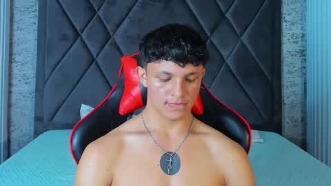 jamesgolden_ online show from March 5, 1:17 pm