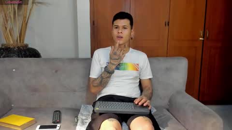 Jamesinked  online show from November 13, 2:14 am