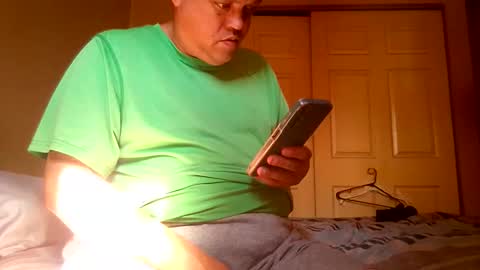 jameskamin30 online show from June 1, 8:32 pm