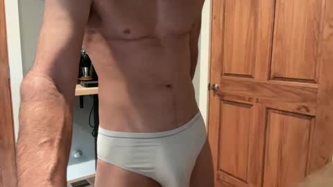 James likes you online show from January 5, 8:10 pm