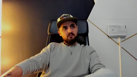 JamesMyers online show from January 8, 6:09 am