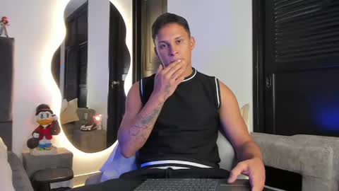 James Owenn online show from June 28, 5:03 am