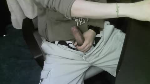 jamessama_0 online show from June 3, 5:32 am