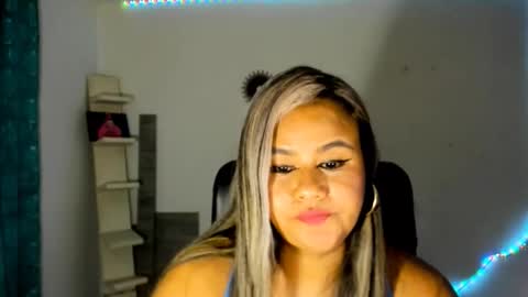 jan_milkhot online show from December 21, 1:34 am