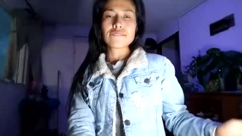 janariivera1 online show from October 30, 10:54 pm