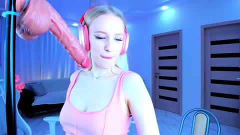 Jenia online show from January 24, 6:56 pm