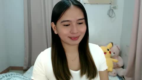YOUR LOVELY JANE online show from May 1, 10:15 pm