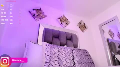 Jennifer online show from February 28, 9:30 pm