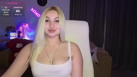 Jane online show from April 15, 5:27 pm